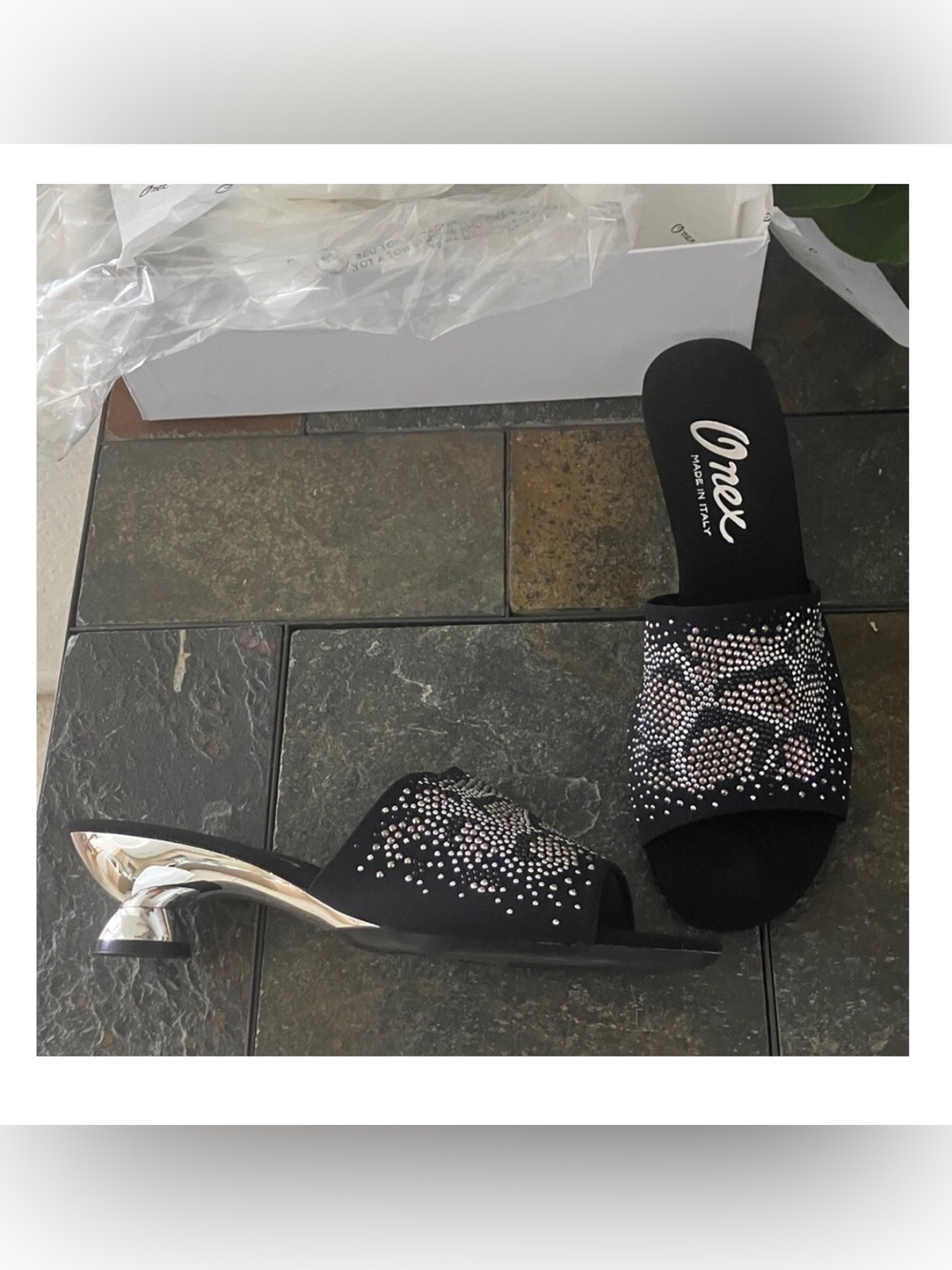 ONEX STYLE BELL, Black Slide Mule Sculptured Heel , Crystals & Studs Size 10 NEW